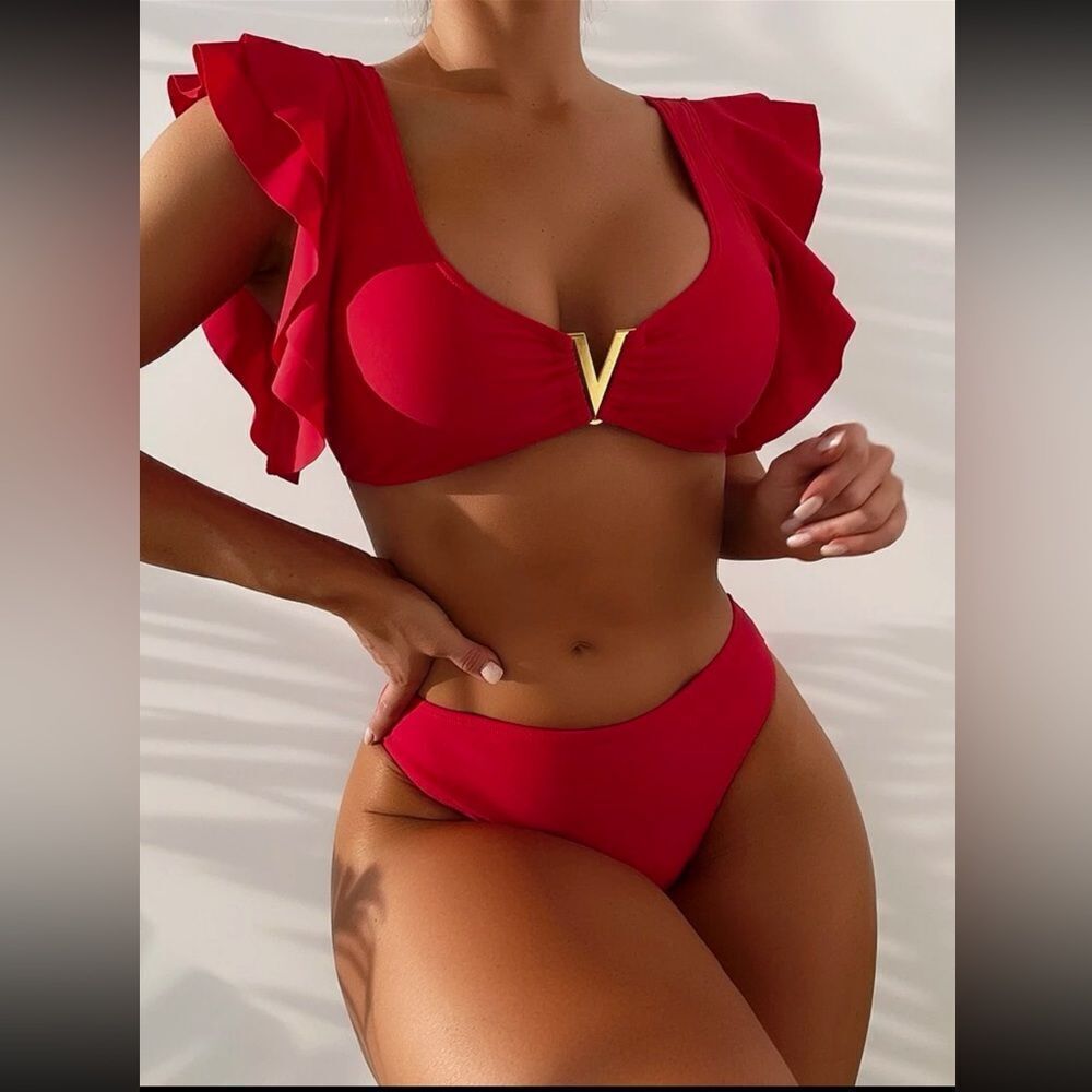 Sexy Red Ruffle Trim Gold V Wired Bikini 2-piece Swimsuit